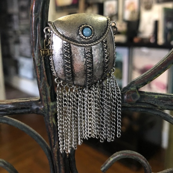 Silver Pendant Locket - Picture 1 of 3